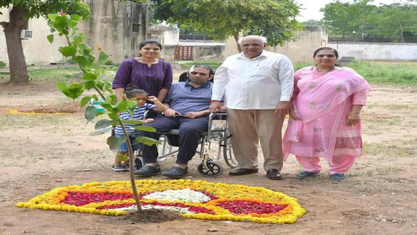 bhupendra patel tree name of mother