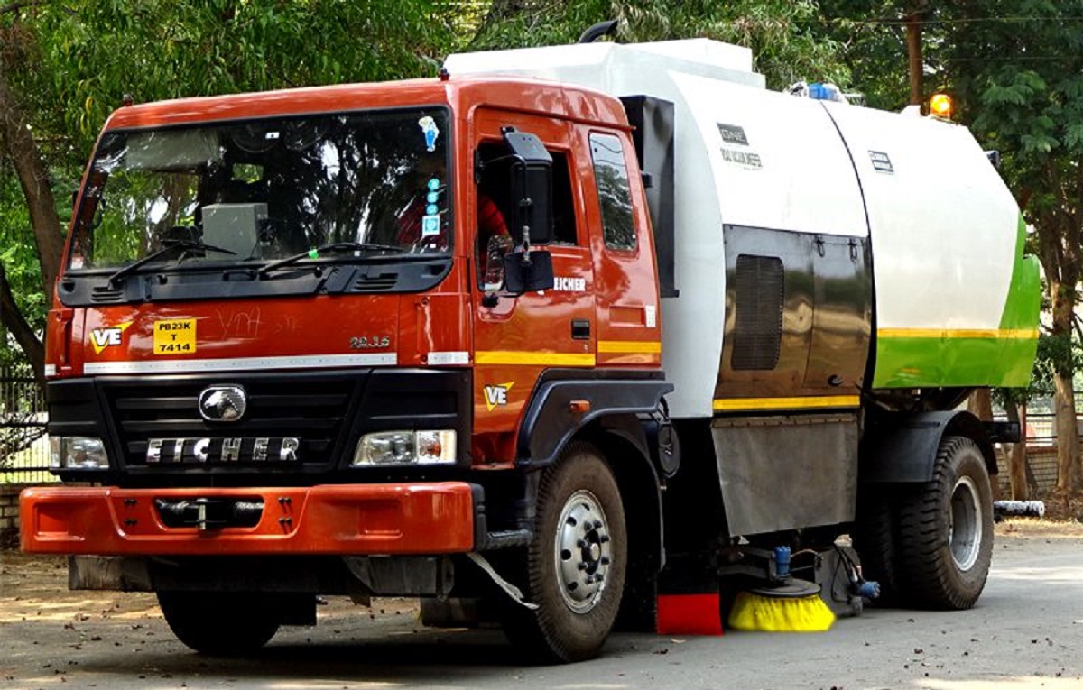 road sweeper