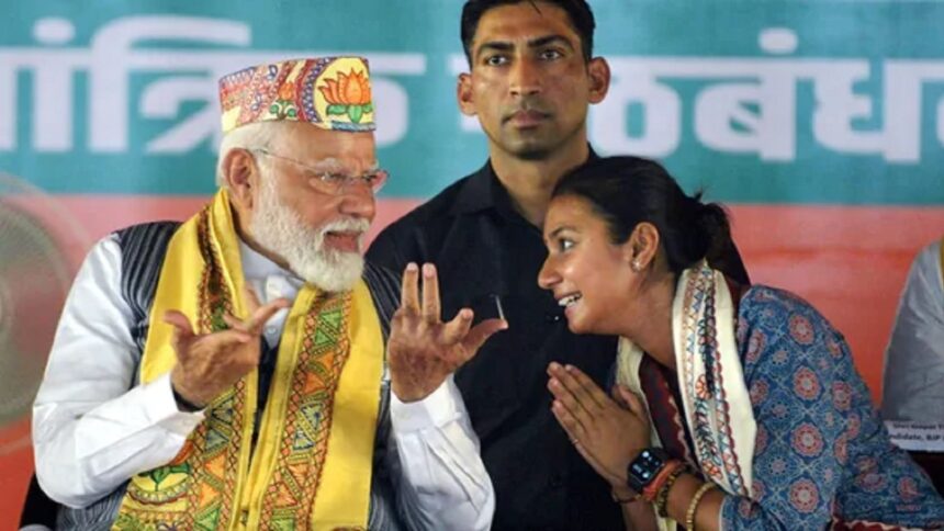 લોકસભા ચૂંટણી 2024: 25 વર્ષની આ છોકરી ભારતની સૌથી યુવા સાંસદ બની…. 1 shambhavi choudhary