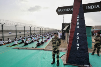 yoga border 1