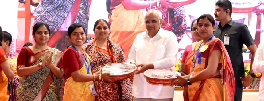 અમદાવાદઃ મુખ્યમંત્રી રાજ્યની ગ્રામીણ મહિલા શક્તિ સાથે 'સખી સંવાદ' યોજશે 1 bhupendra patel women