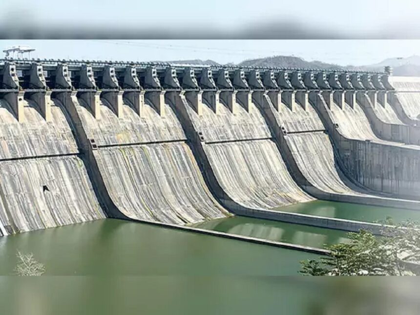 સરદાર સરોવરમાં 90 ટકા જળસંગ્રહ, પાણીનું સંકટ ટળ્યું 1 dam sardar sarovar