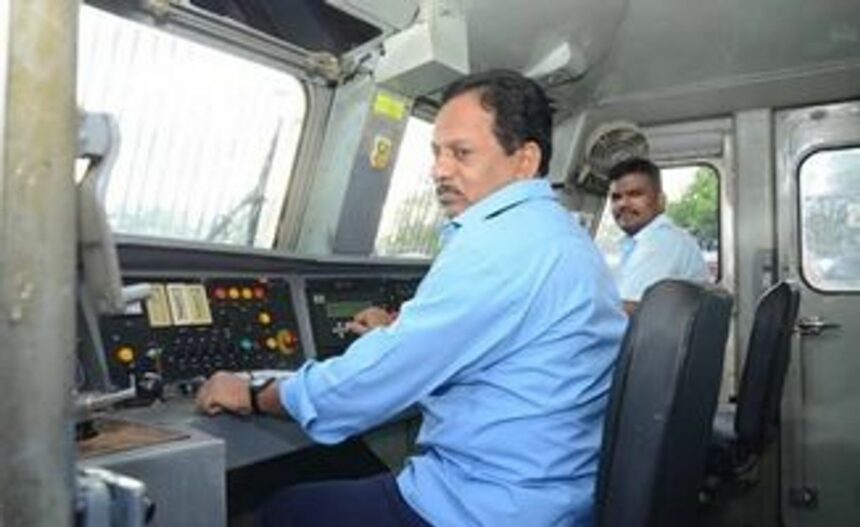 running staff railways