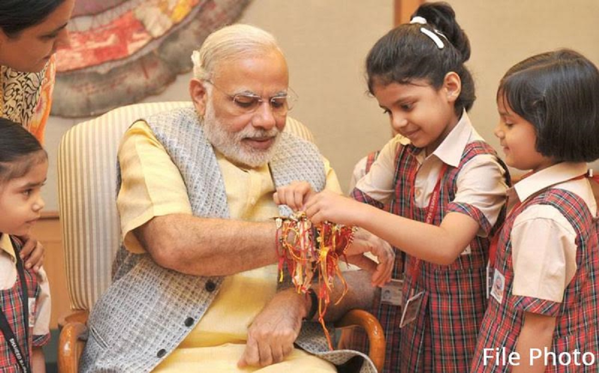 modi rakhi rakshabandhan 1