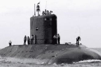 submarine ins