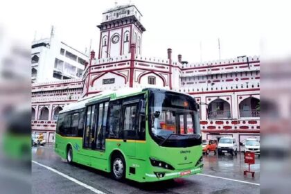 surat municipal corpo bus