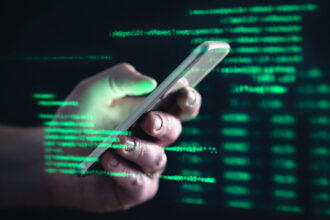 mobile whatsapp hacked 1