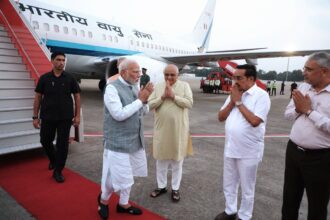 modi arrive ahmedabad