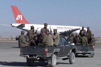 plane WP9pmOs0 kandahar highjack