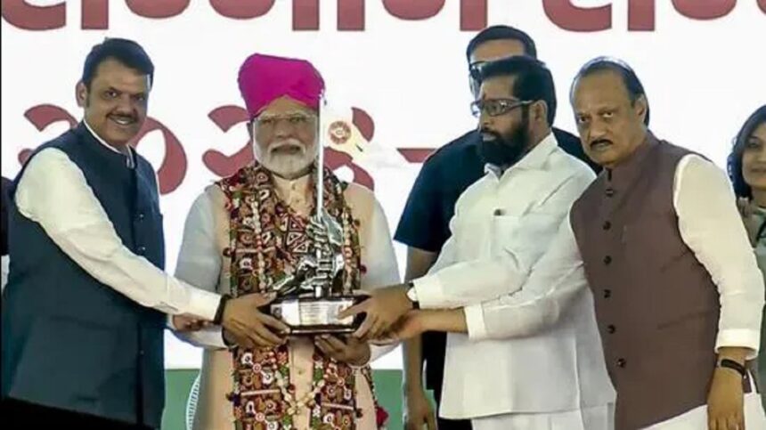 modi maharastra temple eknath sinde ajit pawar