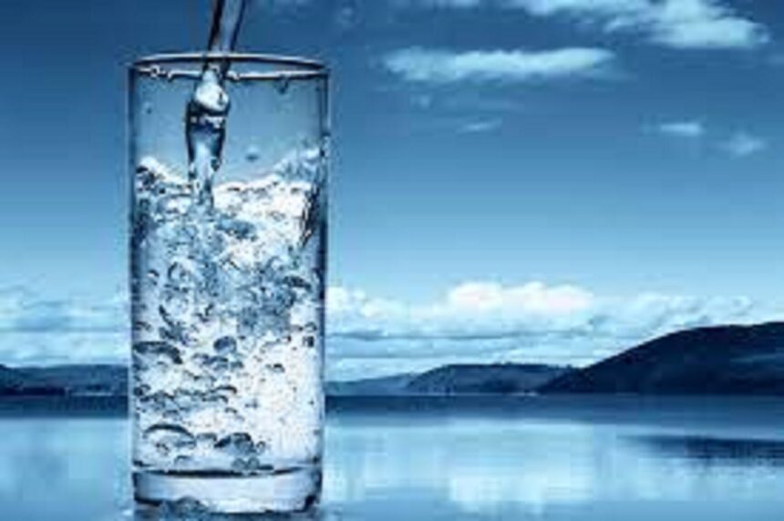 આલ્કલાઇન પાણી પીવાના ફાયદા 1 water