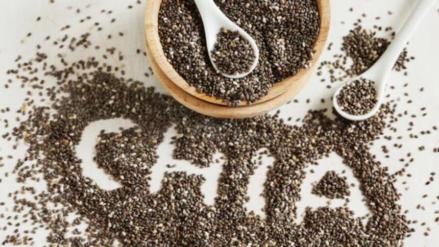 Chia seeds : વજન ઘટાડવા માટે દિવસમાં કેટલા ચિયા બીજ ખાવા જોઈએ, તો જ તમને ફાયદો મળશે 1 Chia seeds 2