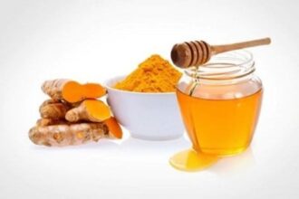 Honey Turmeric Benefits 1