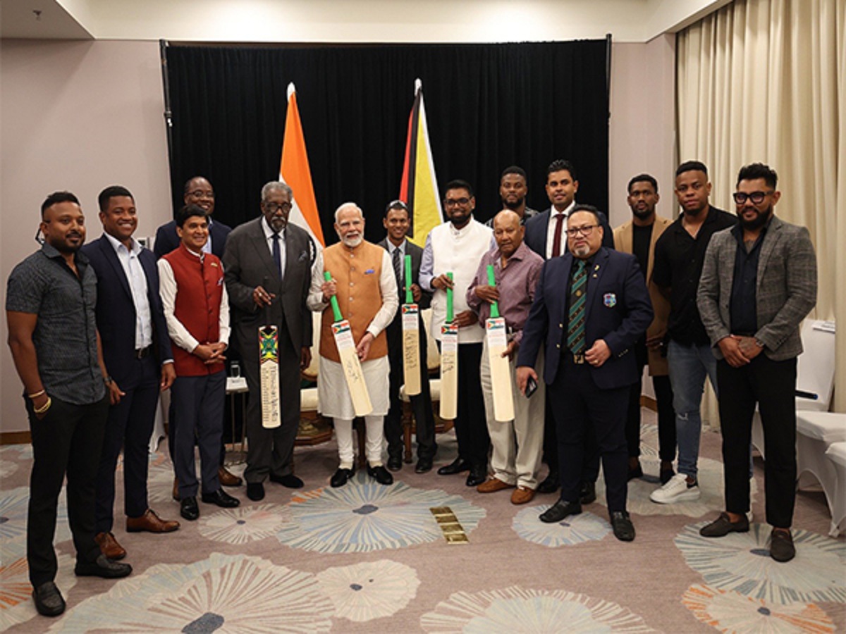 modi with west indies cricketer
