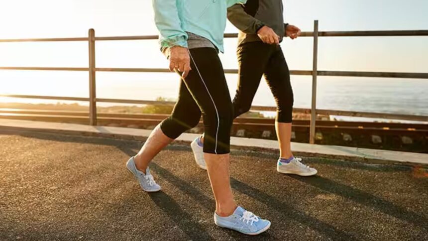 Health And Fitness : સ્પીડમાં ચાલવાની આદત છે તમને? તો આ મીહિતી તમારા માટે છે 1 Brisk Walking for Weight Loss