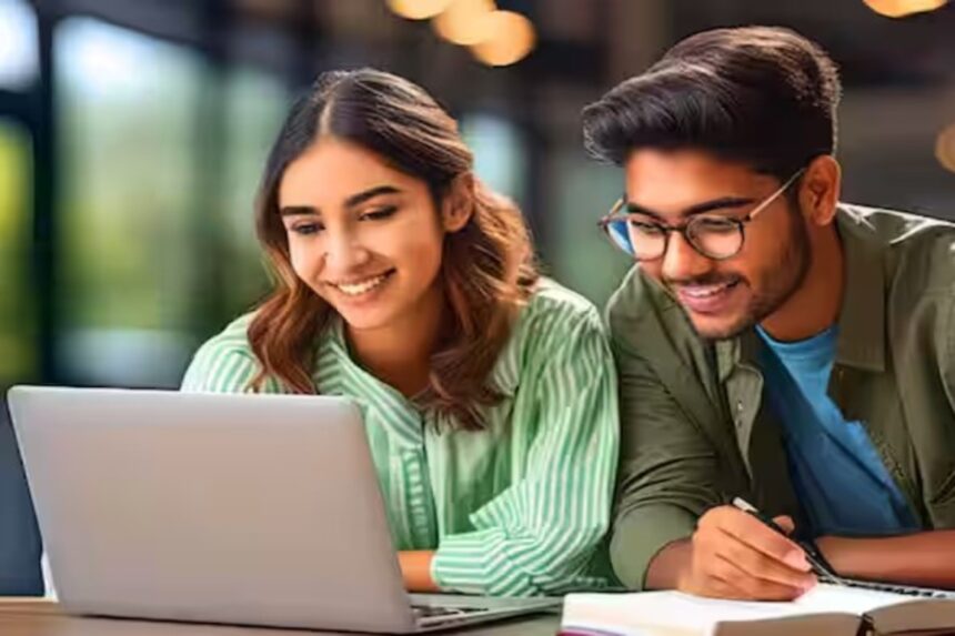 Education : વિદ્યાર્થીઓ એક વર્ષ દેશમાં અને એક વર્ષ વિદેશમાં અભ્યાસ કરશે, આ યુનિવર્સિટી વિશેષ તક આપી રહી 1 Education