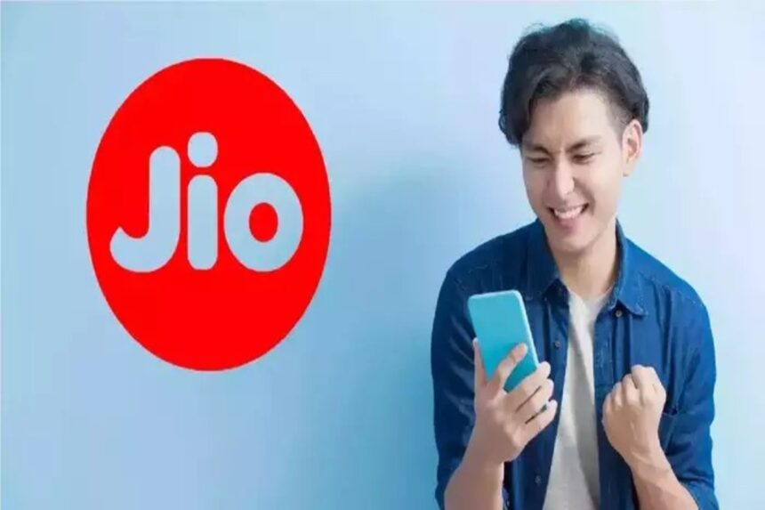 Jio Launches 448 Plan : Jioના પ્લાનમાં 13 OTT એપ્સ મળશે, 448 રૂપિયાની કિંમતે રિચાર્જ થશે 1 Jio Launches 448 Plan