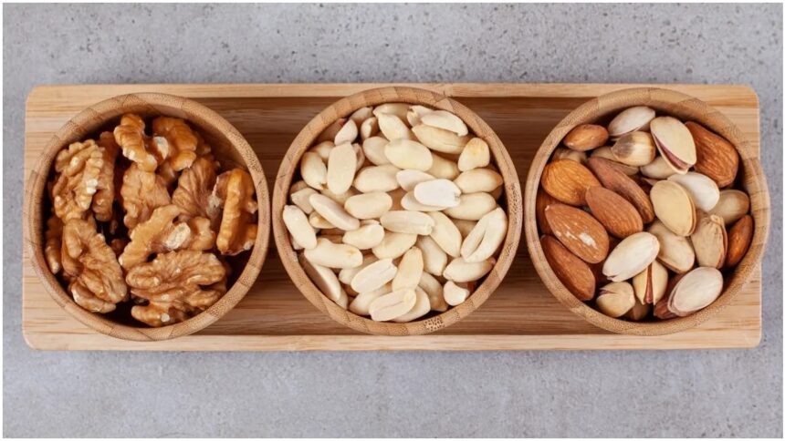 Soaked Dry Fruits Benefits : "સૂકા ફળોને પલાળીને ખાવાના અદભુત ફાયદા: તમારું આરોગ્ય સુધારવા માટેની શ્રેષ્ઠ રીત" 1 Soaked Dry Fruits Benefits