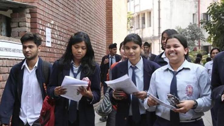 CBSE Scholarship: દીકરી માટે CBSE શિષ્યવૃત્તિ યોજના, અરજી 10 જાન્યુઆરી સુધી, સાથે એક શરત! 1 images 1 8