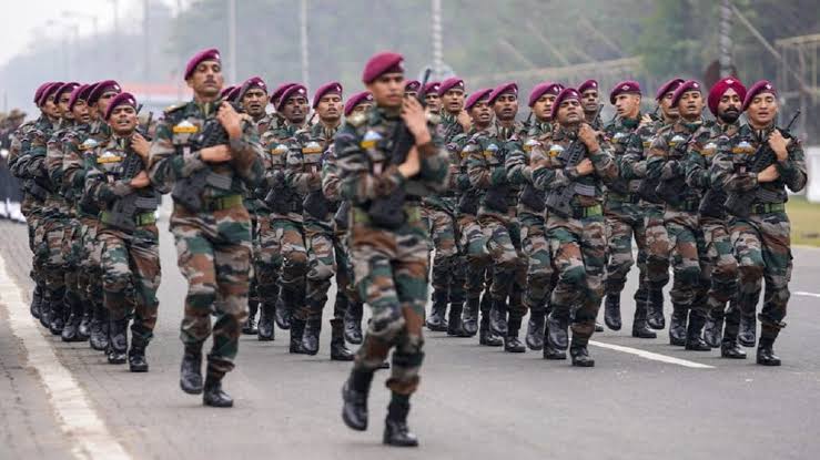 Indian Army Recruitment : ભારતીય સેનામાં 12 પાસ અને ગ્રેજ્યુએટ માટે બમ્પર ભરતી, 92,000 રૂ. સુધી પગાર 1 images 2 10