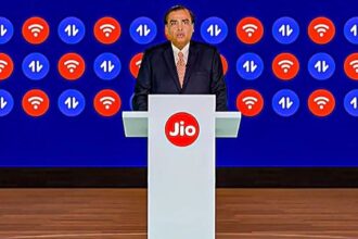Mukesh Ambani Reliance Jio IPO 2025 Valuation Expected 3