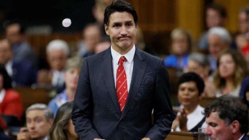 Justin Trudeau Resign : ભારત સાથે વિવાદ બાદ જસ્ટિન ટ્રુડોએ કેનેડા ના PM પદેથી રાજીનામું આપ્યું 1 Trudeau Resigns Canadas PM Steps Down After Years in Power 3