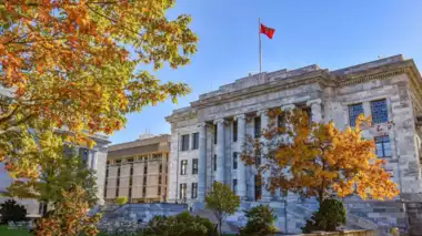 Study Medical in US: હાર્વર્ડ મેડિકલ કોલેજમાં પ્રવેશ સરળ બનાવતા 6 અભ્યાસક્રમો, યાદી જુઓ 1 harvard medical school 117030758