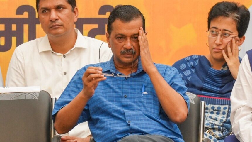Kejriwals Troubles Increase