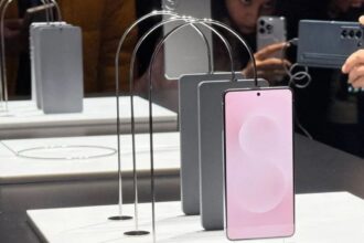 Smartphone new trend 2025