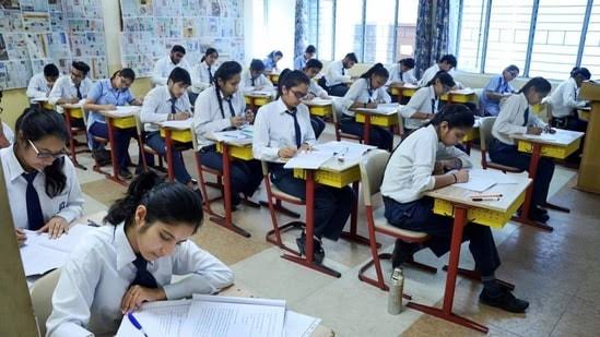 CBSE Board Exams: CBSE બોર્ડ પરીક્ષા બે વાર! વિષયો યથાવત્, એક જ કેન્દ્ર, અને ફી વધશે 1 CBSE Board Exams
