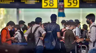 Indian Students Deportation Risk: અમેરિકા છોડી ભારત પાછા ફરતા વિદ્યાર્થીઓનો અનુભવ 1 Indian Students Deportation Risk