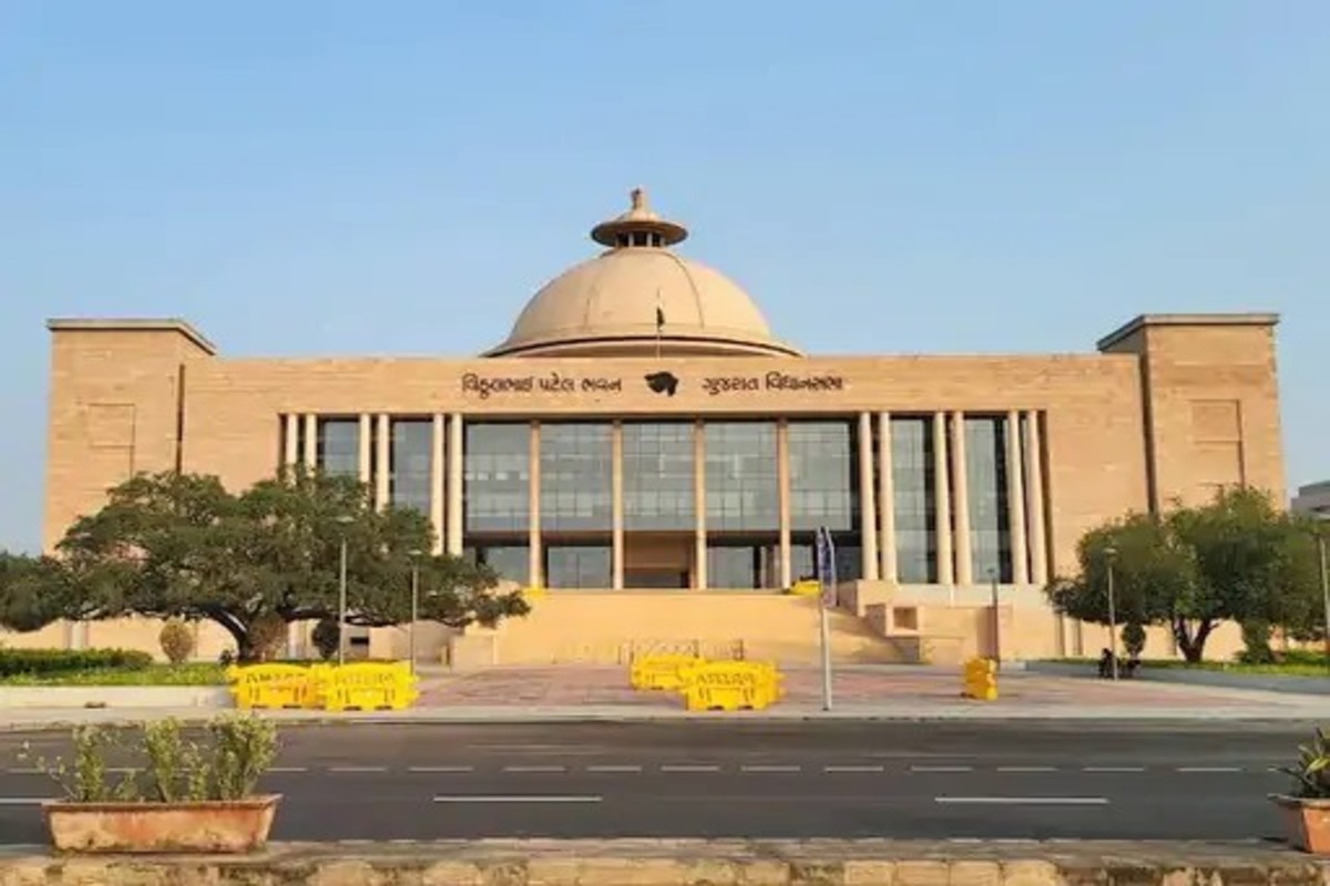 AI Generated Poetry in Gujarat Assembly