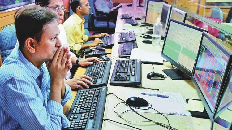 Decline in cash segment trading