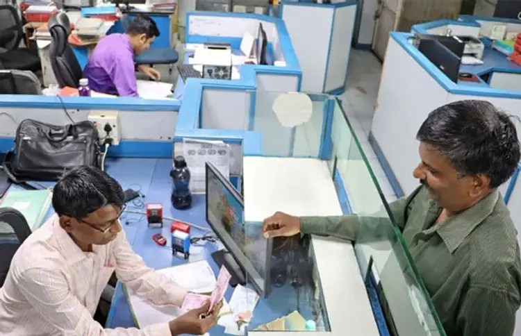 Banking Laws Amendment 2024: બેન્કિંગ બિલ પસાર, હવે ખાતા, FD અને લૉકર માટે ચાર નોમિની રાખવાની મંજૂરી 1 Banking Laws Amendment 2024