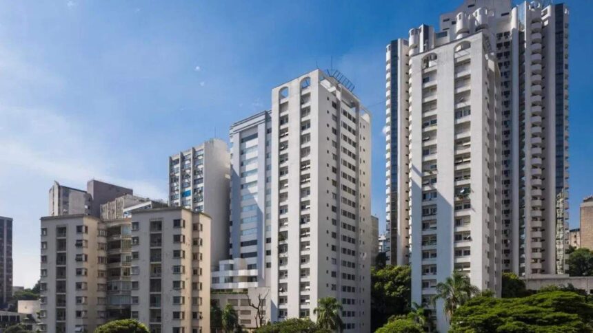 Flat Buying Tips: ફ્લેટ કે ઘર લેતા પહેલા આ 8 મુદ્દા જરૂર તપાસો, છેતરપિંડીથી બચશો! 1 Flat Buying Tips