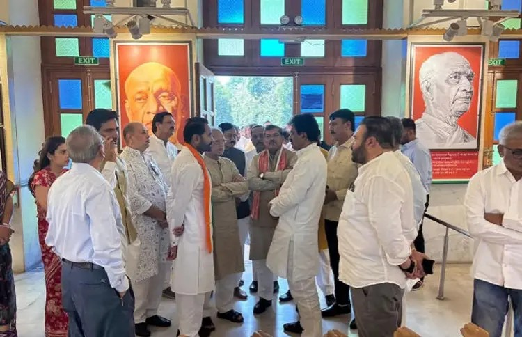 Gujarat Congress: કોંગ્રેસ અધિવેશનને લઈ ગુજરાતમાં તડામાર તૈયારી શરૂઃ 1 Gujarat Congress