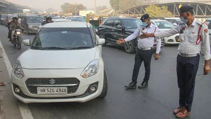 Traffic Rules: જો તમે કારમાં પાંચથી વધુ લોકોને બેસાડશો તો તમને આટલો દંડ થશે, જાણો નિયમો 1 Traffic Rules