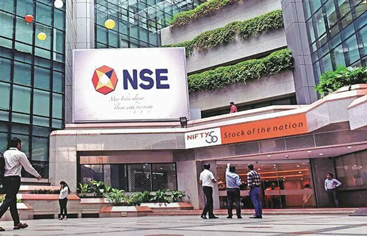 NIFTY: નિફટીમાં સંભવિત 10% કરેકશન, 22,300 સુધી પડી શકે, નિષ્ણાતોની ચેતવણી 1 NIFTY
