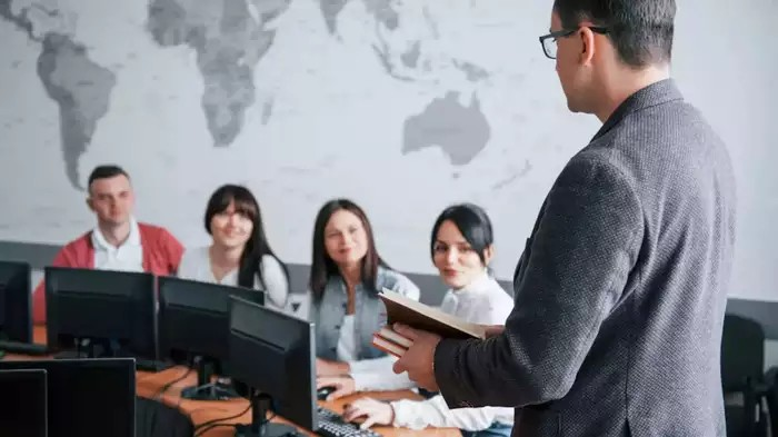 NLU Recruitment 2025: નેશનલ લો યુનિવર્સિટીમાં ટીચિંગ અને નોન-ટીચિંગ જગ્યાઓ માટે ભરતી – ક્યાં અને કેવી રીતે અરજી કરવી 1 NLU Recruitment 2025