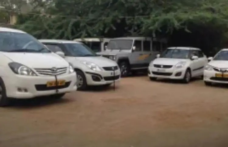 Cooperative Taxi Service: ઓલા-ઉબેર માટે ખતરો? સરકાર શરૂ કરશે નવી ટેક્સી સેવા 1 Cooperative Taxi Service