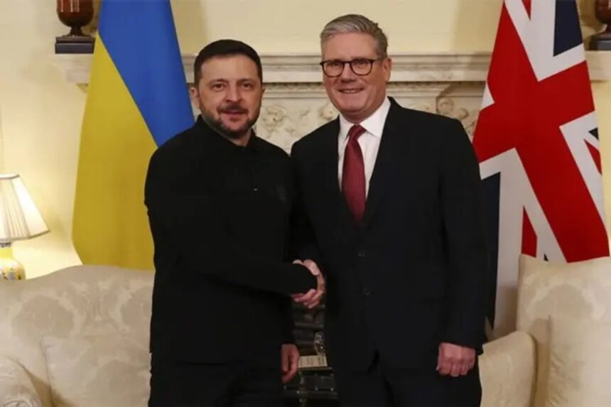 Britain now support Zelensky : ટ્રમ્પે તરછોડ્યા પછી ઝેલેન્સ્કીને બ્રિટનનો આધાર, 2.84 કરોડ ડોલરની લોન મંજૂર 1 Britain now support Zelensky