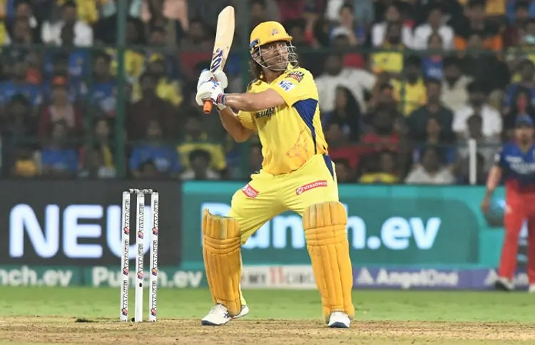 MS Dhoni on IPL 2025: "વ્હીલચેર પર હોઈશ તો પણ..." IPLમાંથી નિવૃત્તિ પર ધોનીનું સ્પષ્ટ નિવેદન, CSK માટે આપ્યું મોટું સ્ટેટમેન્ટ 1 MS Dhoni on IPL 2025