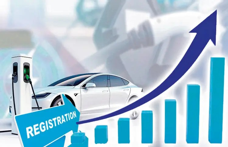 EV Registration Surges by 17%: ઇલેક્ટ્રિક વાહનોના રજીસ્ટ્રેશનમાં 17% વધારો, 19.7 લાખ યુનિટ સુધી પહોંચ્યા 1 EV Registration Surges by 17%