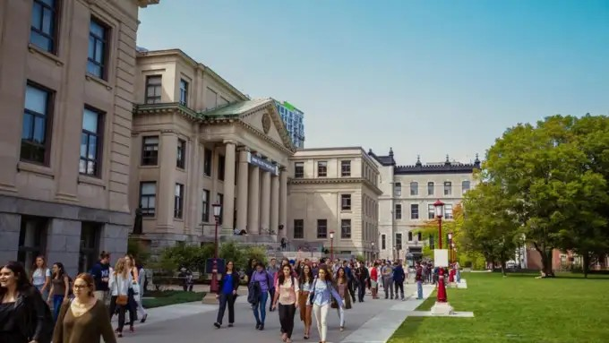 PhD Scholarships in Canada: ક્યાંક મળે છે 25 લાખ તો ક્યાંક 28 લાખ, કેનેડામાં અભ્યાસ માટે પૈસા આપવામાં આવી રહ્યા છે, જાણો ક્યાં અરજી કરવી 1 PhD Scholarships in Canada