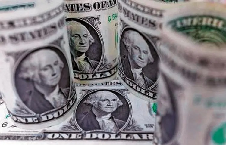 NRI deposits rise: NRI થાપણોમાં ધમાકેદાર 23% ઉછાળો, રકમ પહોંચી 14.55 અબજ ડોલરે 1 NRI deposits rise