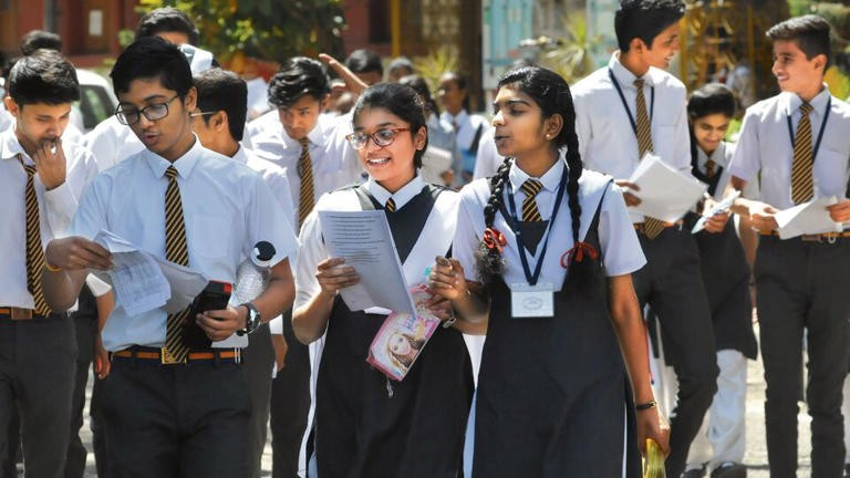 Gujarat Board Std.10-12 Result Updates: ગુજરાત બોર્ડ ધો.10-12નું પરિણામ વહેલું જાહેર કરવાની સંભાવના 1 Gujarat Board Std.10-12 Result Updates