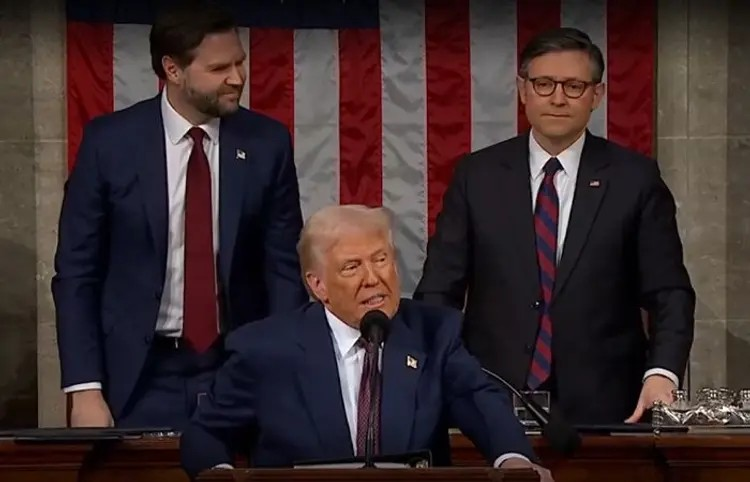 Donald Trump Tariff news: ટેરિફ યુદ્ધથી અમેરિકાને ફાયદો, ટ્રમ્પે કહ્યું – દરરોજ 2 બિલિયન ડૉલરની કમાણી થઈ 1 Donald Trump Tariff news