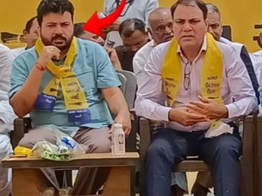 CBI Raid on AAP Leader Durgesh Pathak Home: ગુજરાતની જવાબદારી મળતાં જ દિગ્ગજ નેતાના ઘેર દરોડા! 1 aswdsa 1