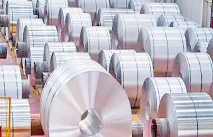 Steel imports hit nine year high: સ્ટીલ આયાત 9 વર્ષની ઊંચાઈએ, નિકાસમાં મંદી યથાવત 1 Steel imports hit nine year high