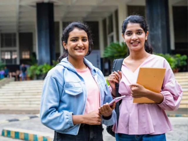 JEE Advanced 2025: ૫૦% માર્ક્સ પણ તમને JEE એડવાન્સ્ડમાં સારો રેન્ક અપાવી શકે છે, નિષ્ણાતો પોતે જ તમને શ્રેષ્ઠ ટિપ્સ આપે છે 1 JEE Advanced 2025